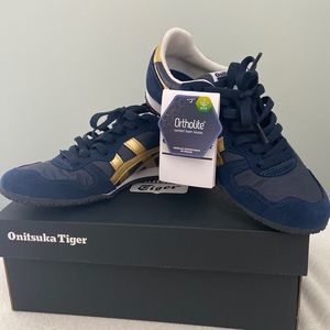 Men’s size 5.5 Onitsuka Tiger shoes